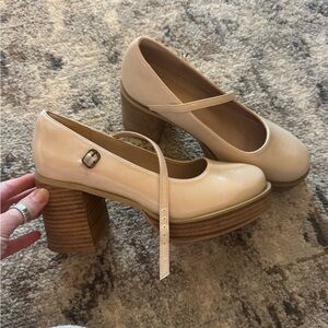 Platform Mary Jane’s